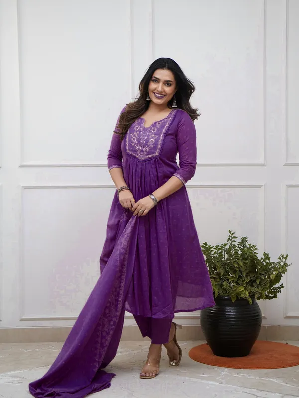 Purple_Chanderi_Premium_&_Fancy_Design_Kurta_Set_For_Women