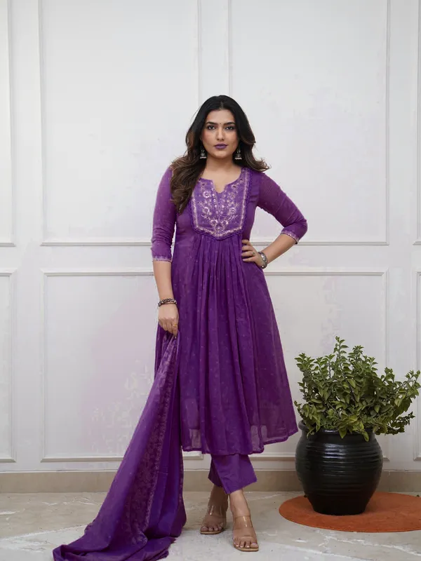 Purple_Chanderi_Premium_&_Fancy_Design_Kurta_Set_For_Women
