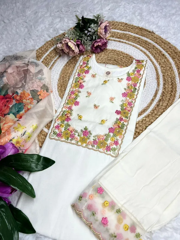 White_Chanderi_Premium_&_Fancy_Design_Kurta_Set_For_Women