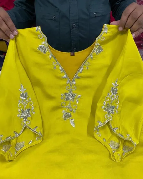 Yellow_Rayon_Slub_Premium_&_Fancy_Design_Kurta_Set_For_Women