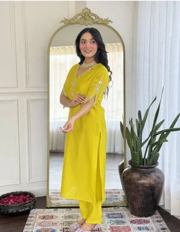 Yellow_Rayon_Slub_Premium_&_Fancy_Design_Kurta_Set_For_Women