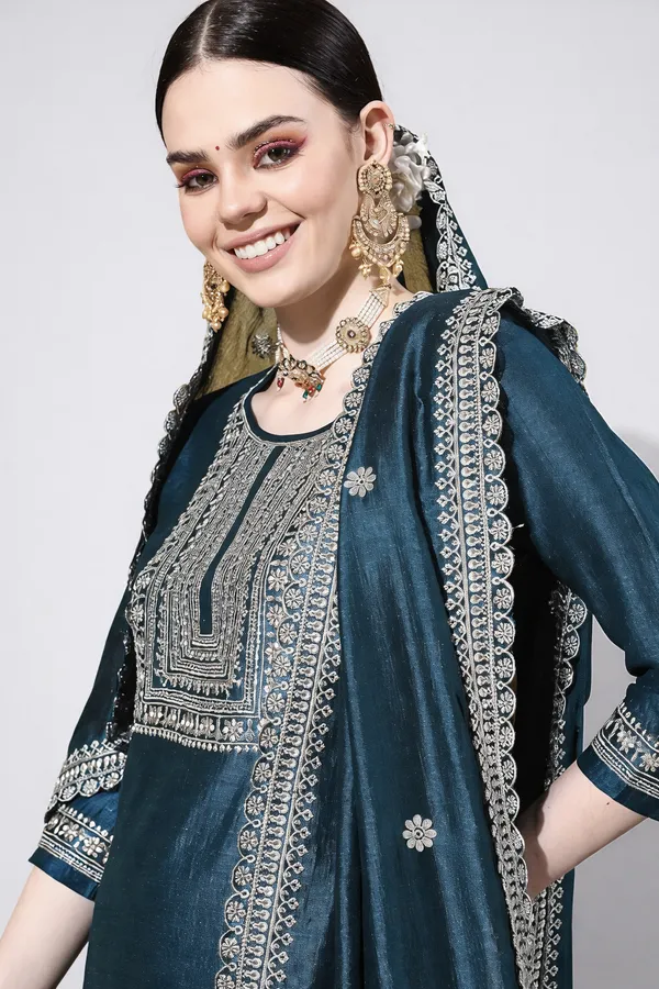 Rama_Vichitra_Premium_&_Fancy_Design_Kurta_Set_For_Women