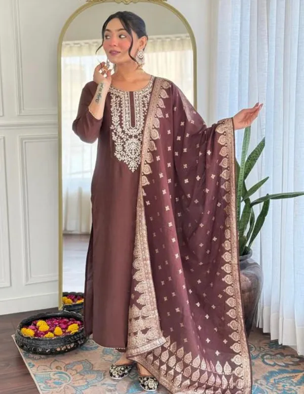 Brown_Rayon_Slub_Premium_&_Fancy_Design_Kurta_Set_For_Women