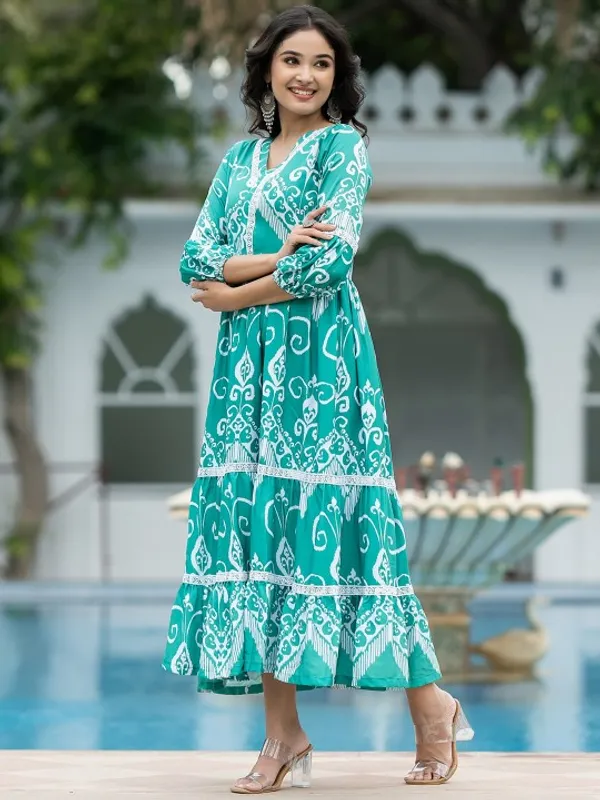 Green_Chanderi_Premium_&_Fancy_Design_Gown_For_Women