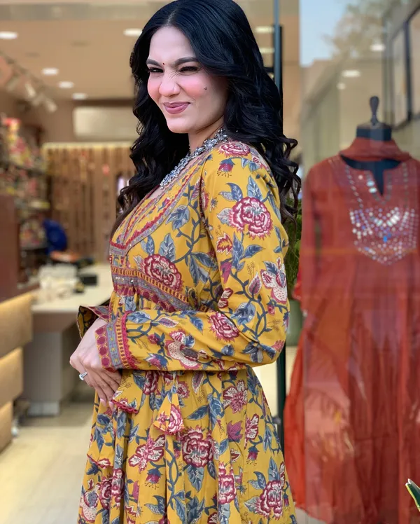 Yellow_Chanderi_Premium_&_Fancy_Design_Kurta_Set_For_Women