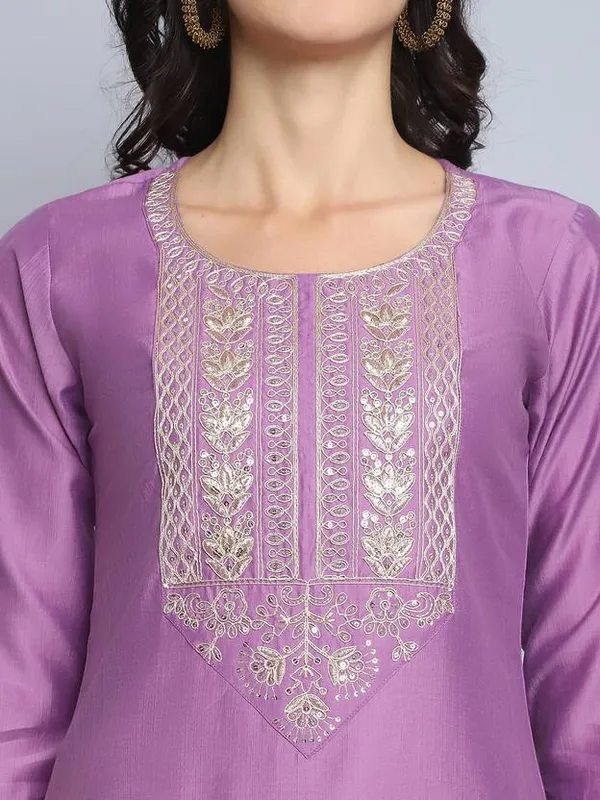 Pink_Rayon_Slub_Premium_&_Fancy_Design_Kurta_Set_For_Women
