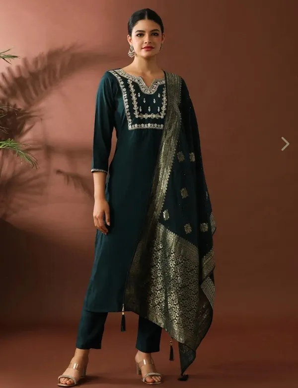 Green_Rayon_Slub_Premium_&_Fancy_Design_Kurta_Set_For_Women