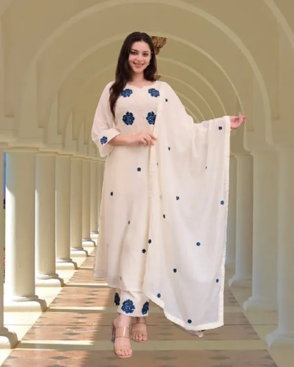 Off_White_Roman_Silk_Premium_&_Fancy_Design_Kurta_Set_For_Women