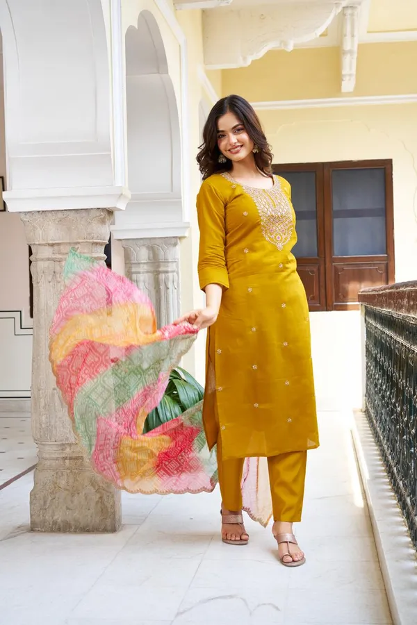 Yellow_Chanderi_Premium_&_Fancy_Design_Kurta_Set_For_Women