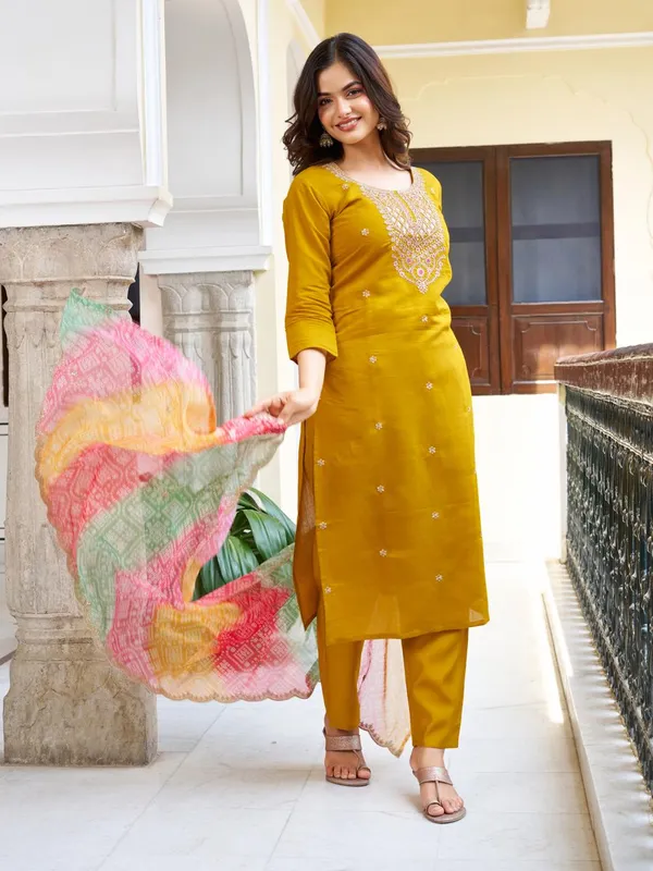 Yellow_Chanderi_Premium_&_Fancy_Design_Kurta_Set_For_Women