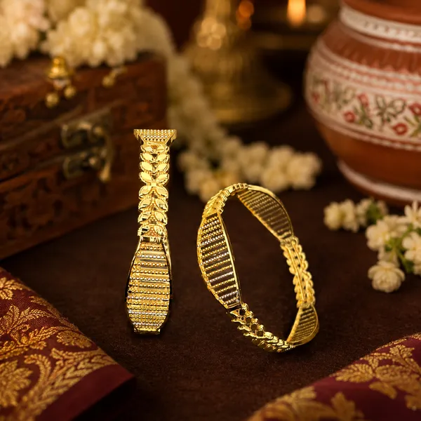 Aarohi_Gold_Bangles