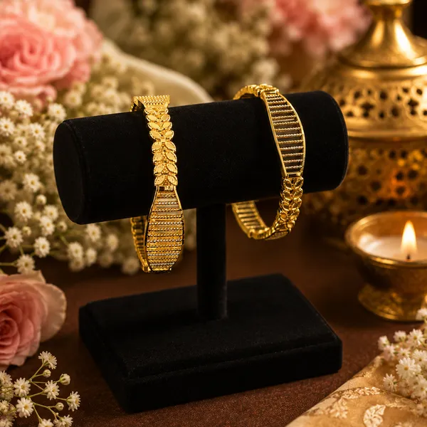 Aarohi_Gold_Bangles