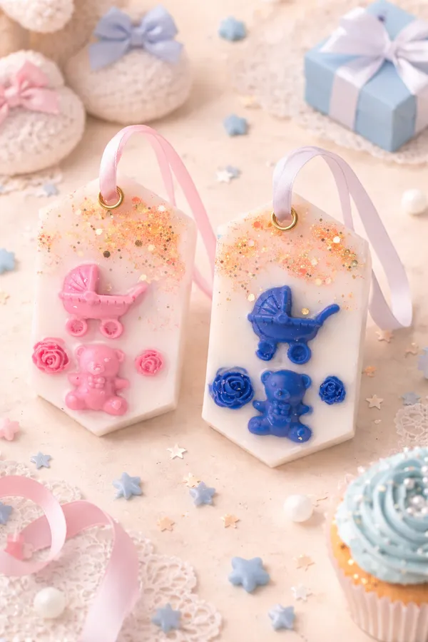 Handmade_Baby_Shower_Wax_Tablets_(Pack_of_2)_|_Pink_&_Blue_Teddy_Bear_&_Pram_Design_|_Scented_Wardrobe_Freshener_|_Luxury_Closet,_Drawer_&_Room_Fragrance_Bars_|_Return_Gift_Set