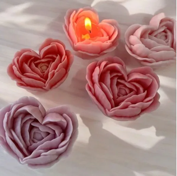 Blush_Pink_Blush_Bloom_Heart_Floral_Decorative_Scented_Candle