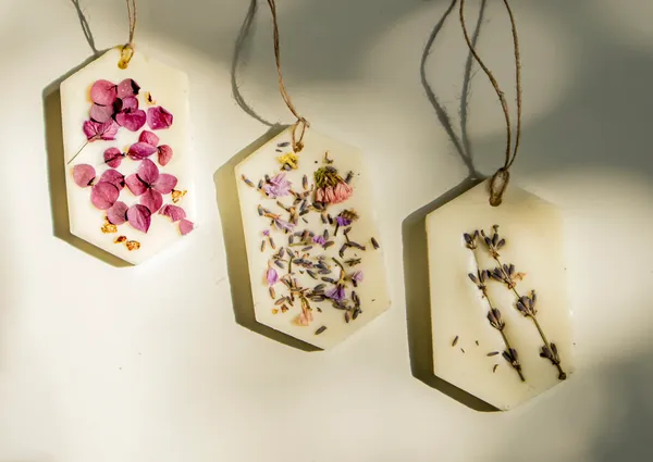 Ivory_Lavender_Serenity_Wax_Tablet_Sachet