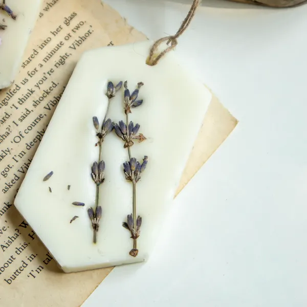 Ivory_Lavender_Serenity_Wax_Tablet_Sachet