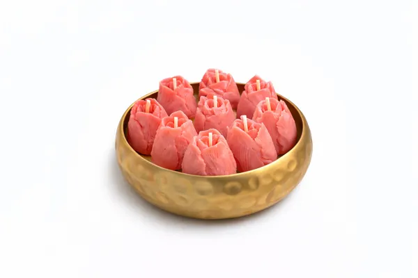 Handcrafted_Rose_Flower_Candle_Urli_Set_–_14_cm_Gold_Metal_Bowl_with_8_Decorative_Scented_Candles_|_Luxury_Home_Décor_for_Diwali,_Festive_Gifting_&_Table_Centerpiece
