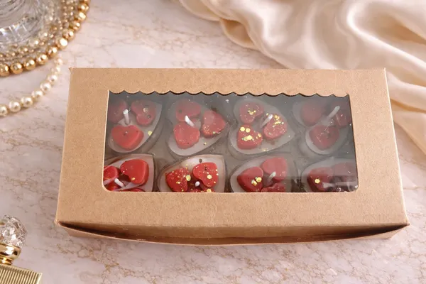 Set_of_8_Heart_Design_Scented_Tealight_Candles_with_Mini_Heart_Embellishments_|_Decorative_Romantic_Candles_for_Home_Décor,_Valentine,_Anniversary,_Wedding_&_Gift_Hampers_|_Premium_Love_Theme_Candles