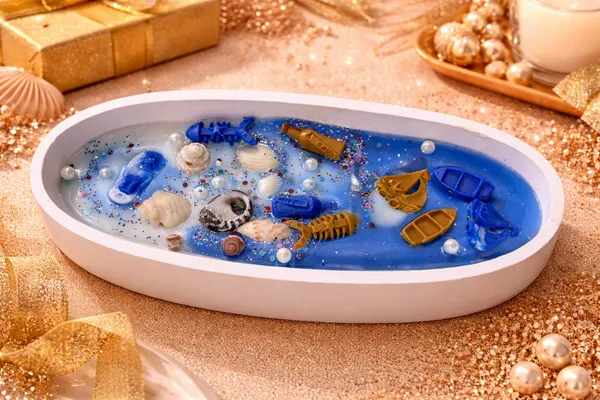 Handcrafted_Ocean_Soy_Wax_Candle_in_Decorative_Bowl_|_Coastal_Seashell_Candle_with_Casting_Art_Mini_Boats_&_Pearl_Accents_|_Luxury_Beach_Theme_Home_Décor_Gift