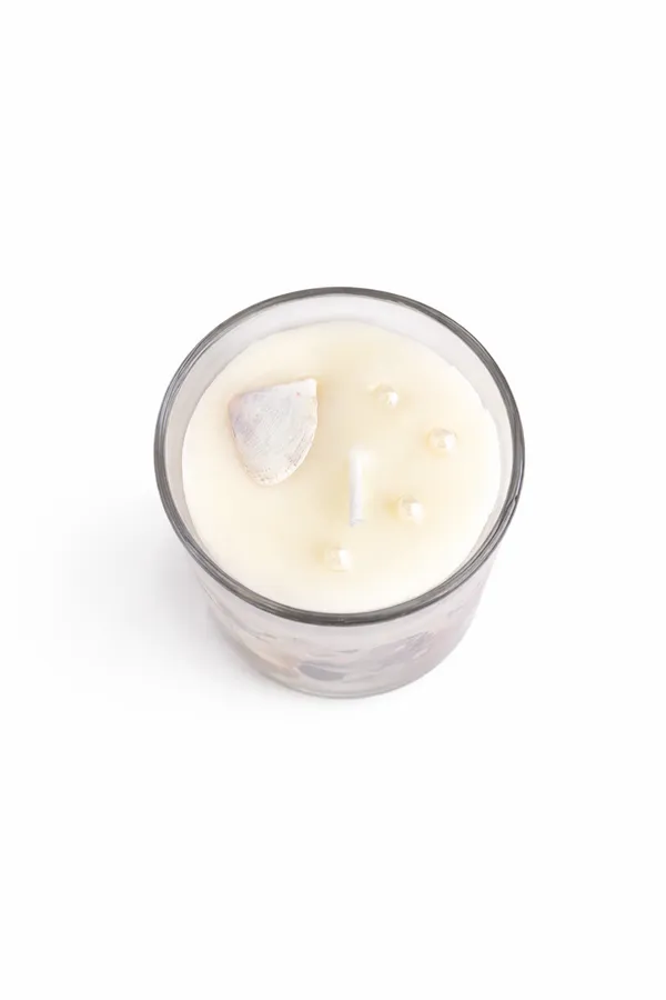 Handmade_Gel_Wax_Candle_with_Real_Seashells_in_Glass_Jar_|_Decorative_Scented_Candle_for_Home_Décor,_Gifting,_Relaxation_|_8.5_cm_x_7_cm