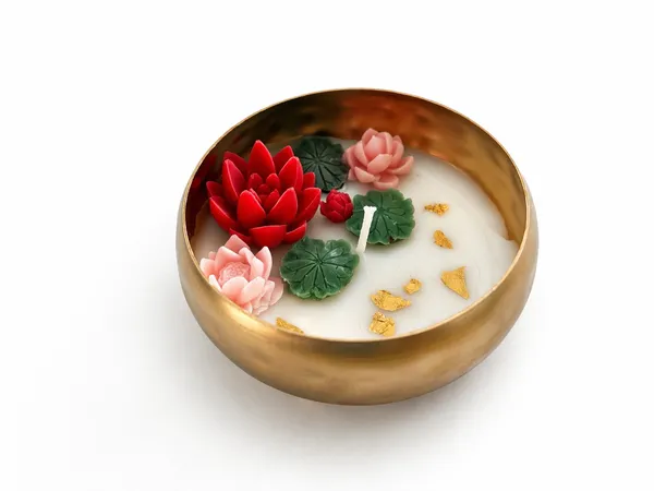 Timeless_Elegance_Handmade_Brass_Urli_Candle_with_Floral_Design_|_Hammered_Decorative_Urli_with_Wax_Flowers_&_Gold_Flakes_|_Diwali_Decor,_Pooja,_Housewarming_Return_Gift,_Home_Decor_Bowl_(10_cm)