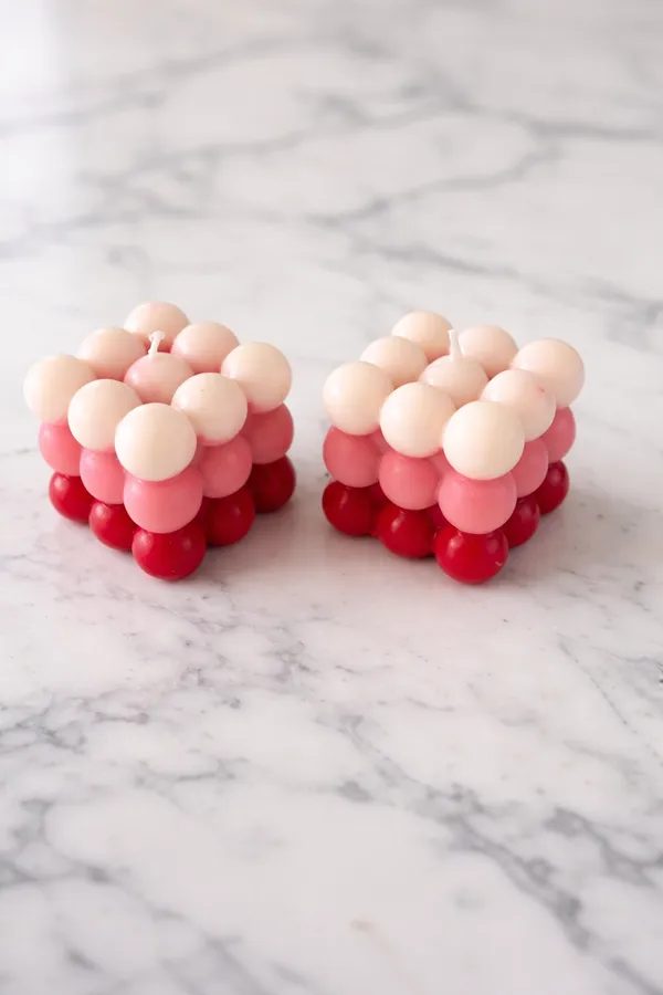 Bubble_Cube_Candles_Set_of_2_|_Aesthetic_Decorative_Scented_Wax_Candles_for_Home_Décor,_Gifting_&_Table_Centerpiece_|_Pink_&_White_Gradient_Design_(5.5_cm)
