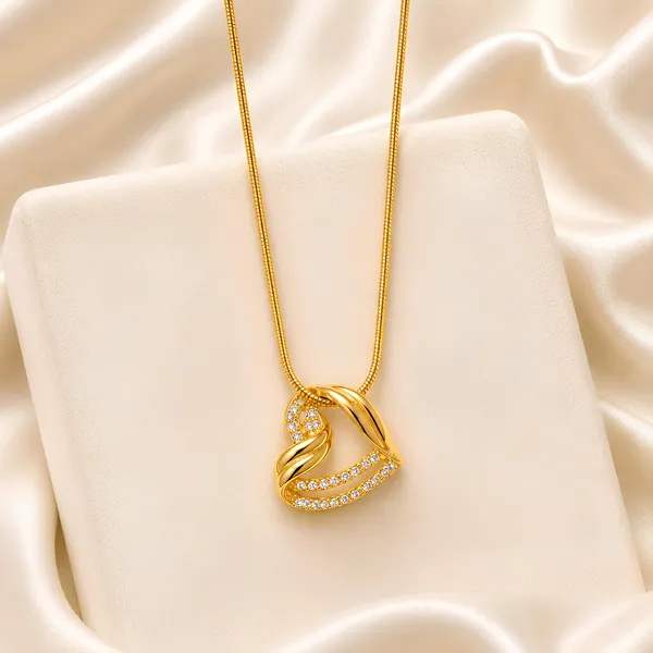 Eternal_Gleam_Heart_Crystal_Pendant_Necklace_-_GIMIGEMS_18K_Gold-Plated,_Anti-Tarnish_316L_Stainless_Steel_Pendant_for_Women,_Waterproof_Hypoallergenic_Jewelry_Gift