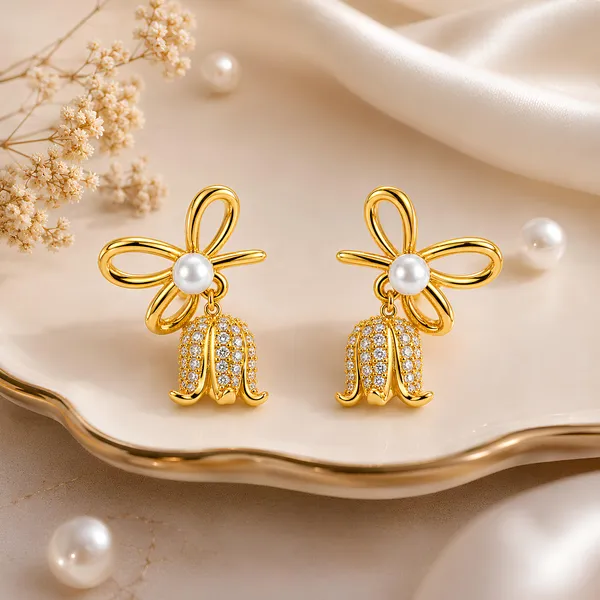 Aurelia_Pearl_Bloom_Earrings_for_Women