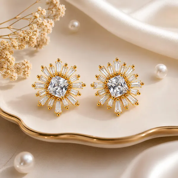 Solara_Radiance_Stud_Earrings_for_Women