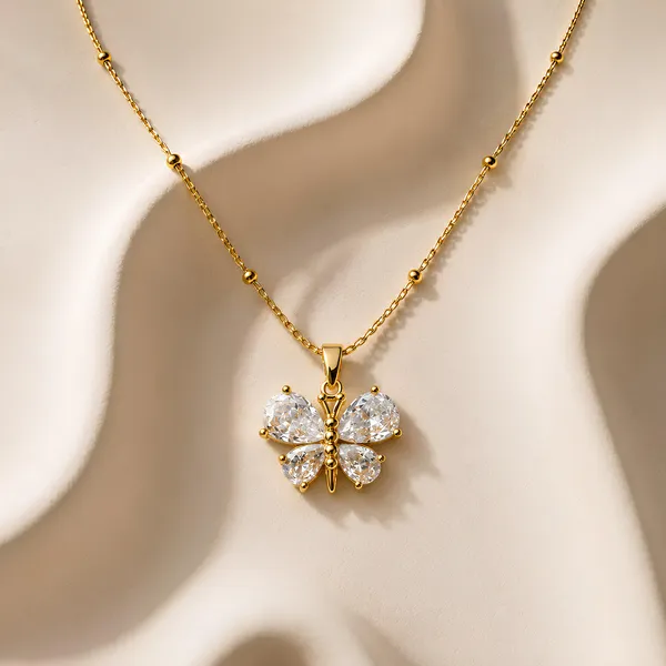 Sparkling_Butterfly_Crystal_Pendant_Necklace_for_Women