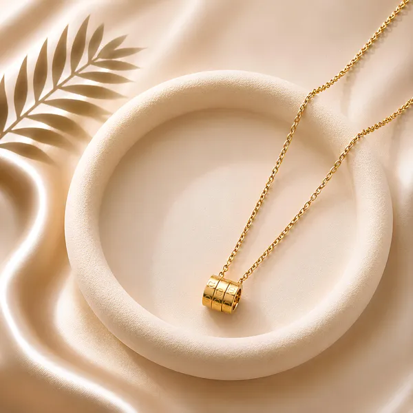Elegant_Triple-Ring_Gold-Tone_Pendant_Necklace
