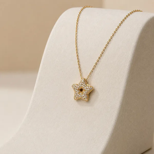 Sparkling_North_Star_Crystal_Necklace_|_GIMIGEMS_18K_Gold-Plated,_Anti-Tarnish_Star_Pendant_Necklace