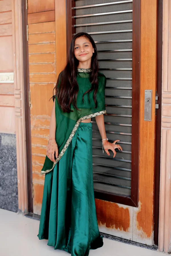 Green_Silk_Silk_Border_Embroidered_Top_Blouse_With_Shrug_Dupatta_For_Kids_Girls