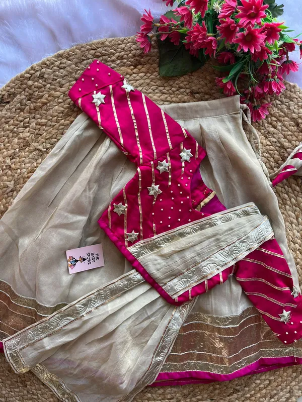 Royal_Handcrafted_Lahenga_set
