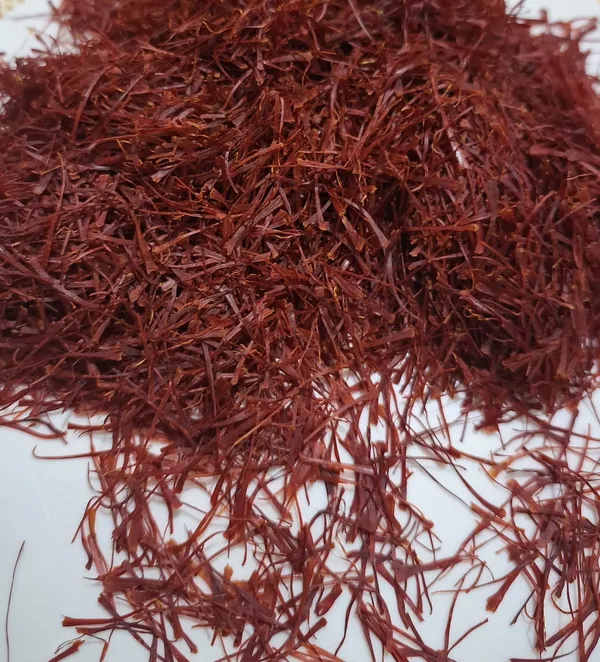 Premium_Kashmiri_Mongra_Saffron_-_100%_Pure_Kesar_(1_gram)_-_Lab_Certified_|_Original_|_Export_Top_Quality