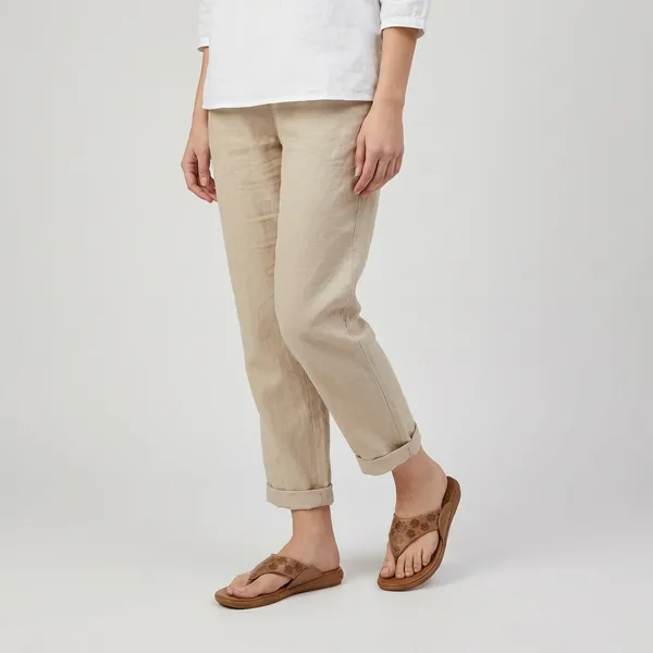 Beige_Synthetic_Leather_Premium_Slippers_For_Women