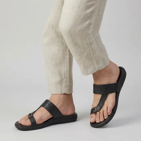 Black_Synthetic_Leather_Premium_Slippers_For_Women