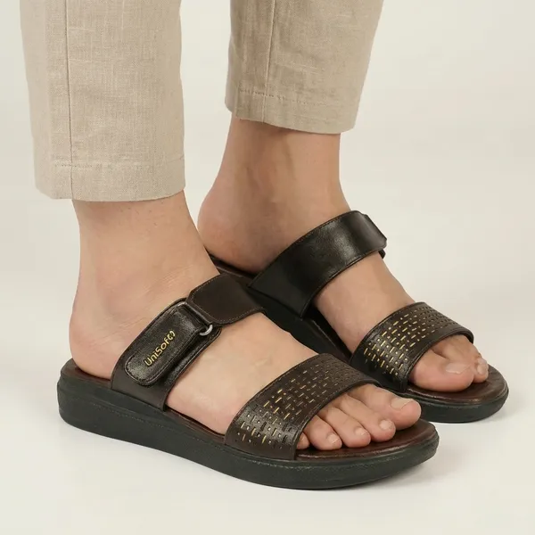 Brown_Synthetic_Leather_Premium_Sandals_For_Women