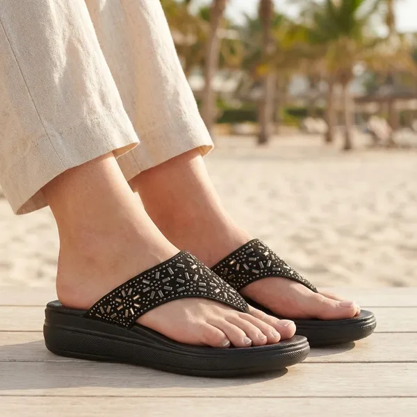 Black_Synthetic_Leather_Premium_Slippers_For_Women