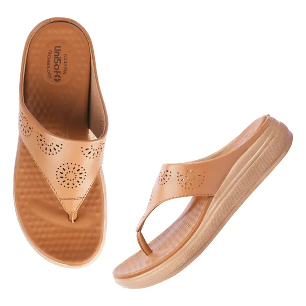 Beige_Synthetic_Leather_Premium_Slippers_For_Women