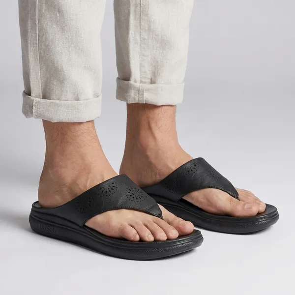Black_Synthetic_Leather_Premium_Slippers_For_Men
