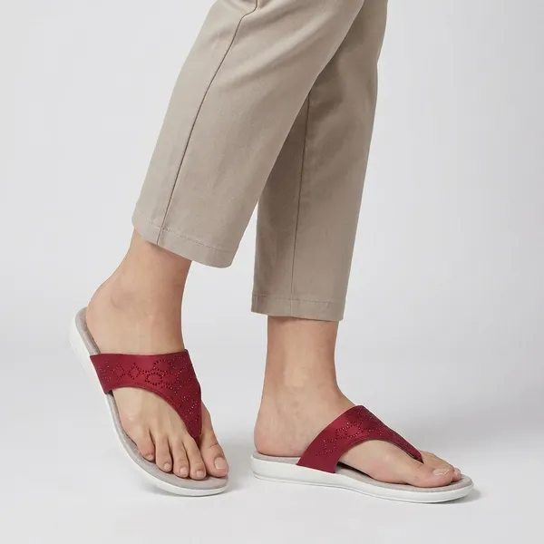 Red_Synthetic_Leather_Premium_Slippers_For_Women