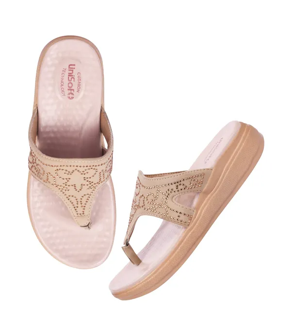 Pink_Synthetic_Leather_Premium_Slippers_For_Women
