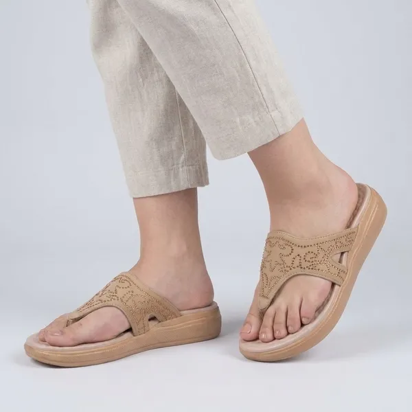 Pink_Synthetic_Leather_Premium_Slippers_For_Women