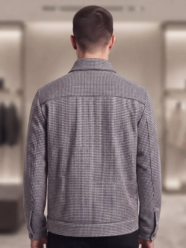 MENS_REGULAR_FIT_JACKET