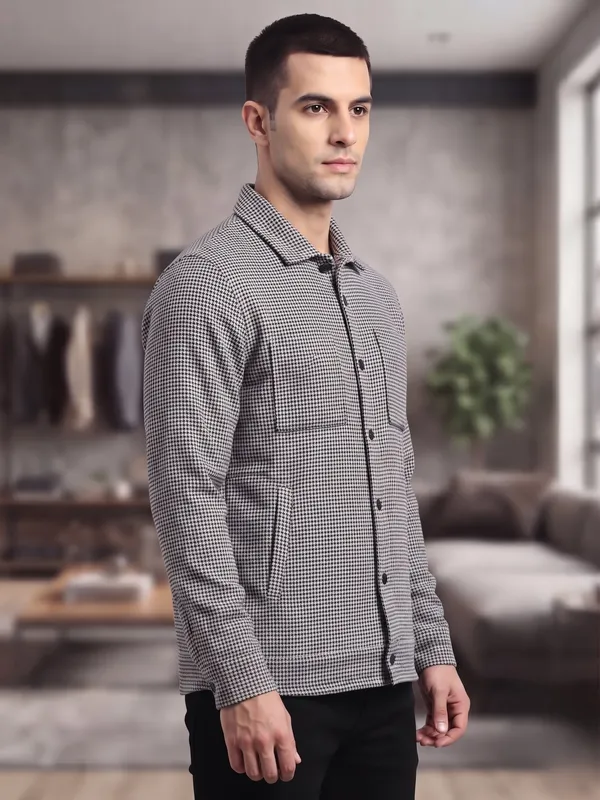 MENS_REGULAR_FIT_JACKET