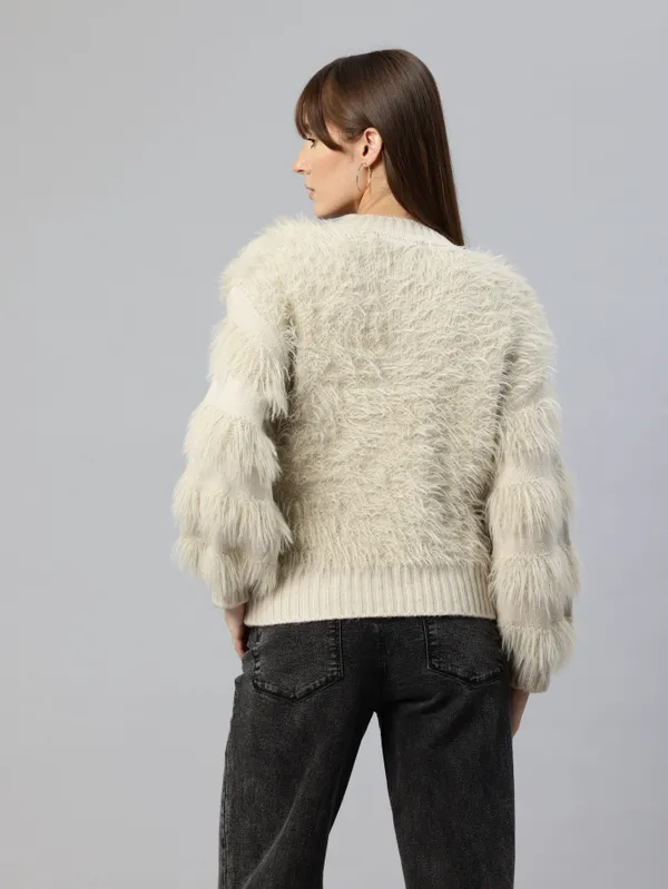 Beige_Knit_Sweater_For_Women