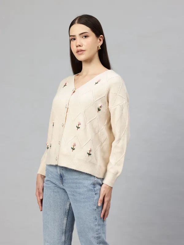 Beige_Wool_Sweater_For_Women