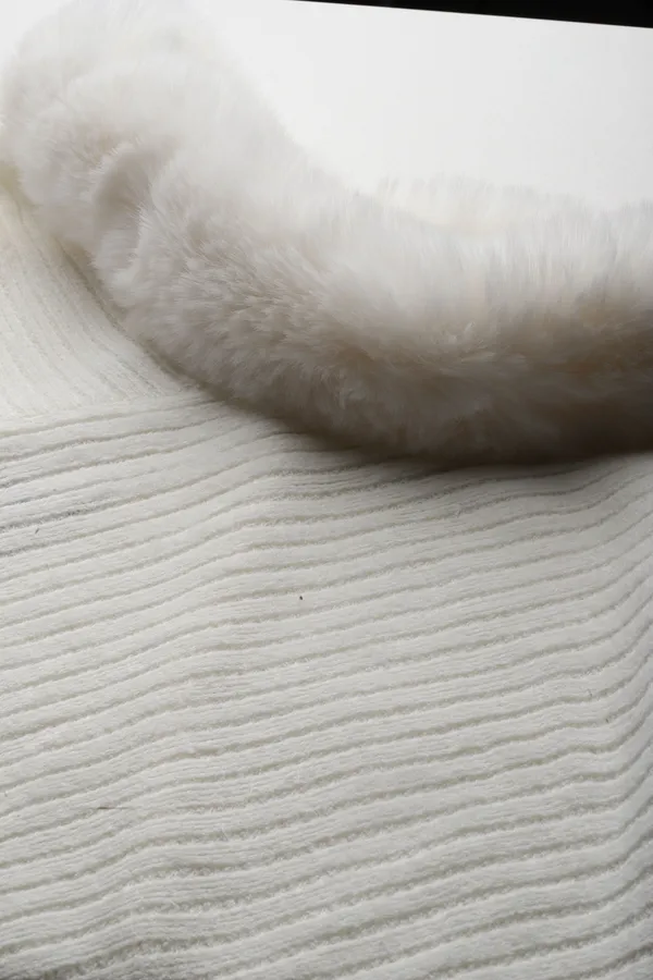 White_Soft_Knit_Wool_Sweater_For_Women