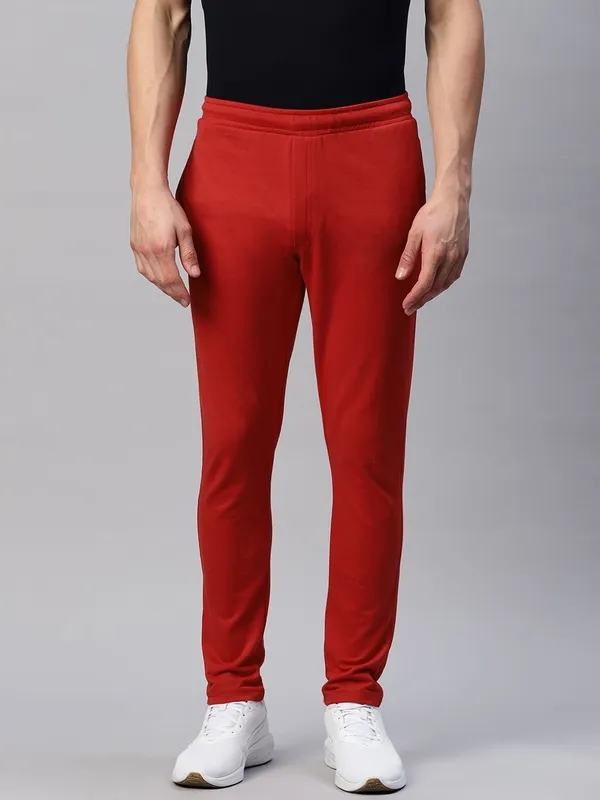 Maroon_Cotton_Blend_Track_Pants_For_Men